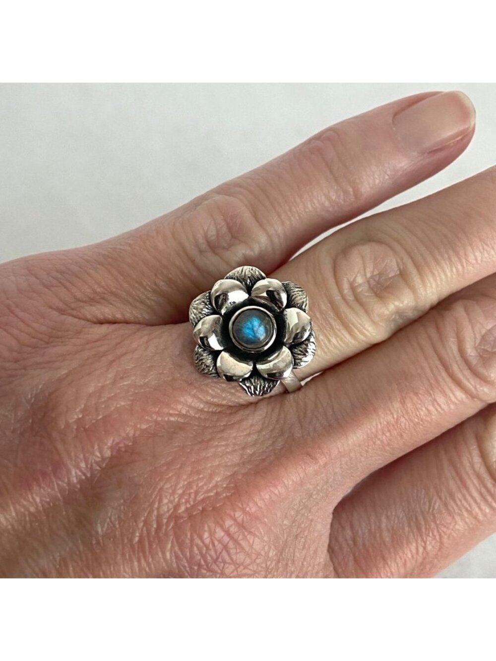 Sterling Silver 925 Round Moonstone Floral Flower Ring Sz 6